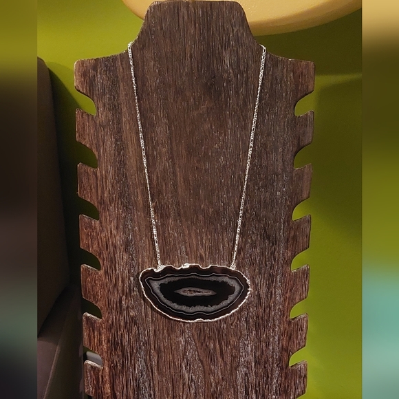 GORGEOUS Black Agate Statement Necklace - Picture 3 of 5